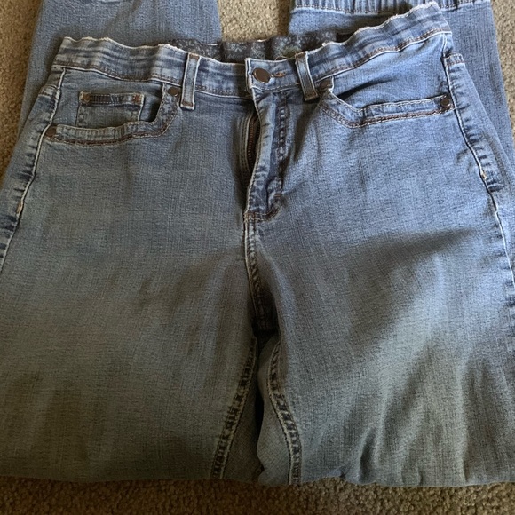 Jeans - Picture 2 of 2